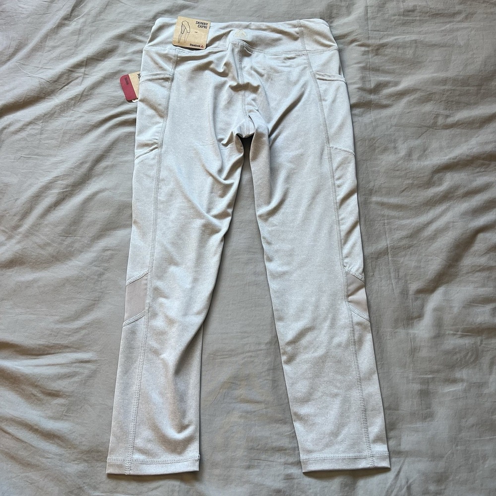 REEBOK NWT Women Skinny‎ Capri Leggings Grey S Pockets Moisture Wicking Training